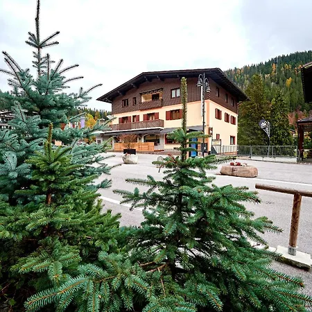 Mar Maturi Con Due Bagni Ideali Per 6 E 10 Persone Nel Centro Di Campiglio Apartment *