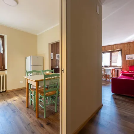 Apartment Mar Maturi Con Due Bagni Ideali Per 6 E 10 Persone Nel Centro Di Campiglio Madonna di Campiglio